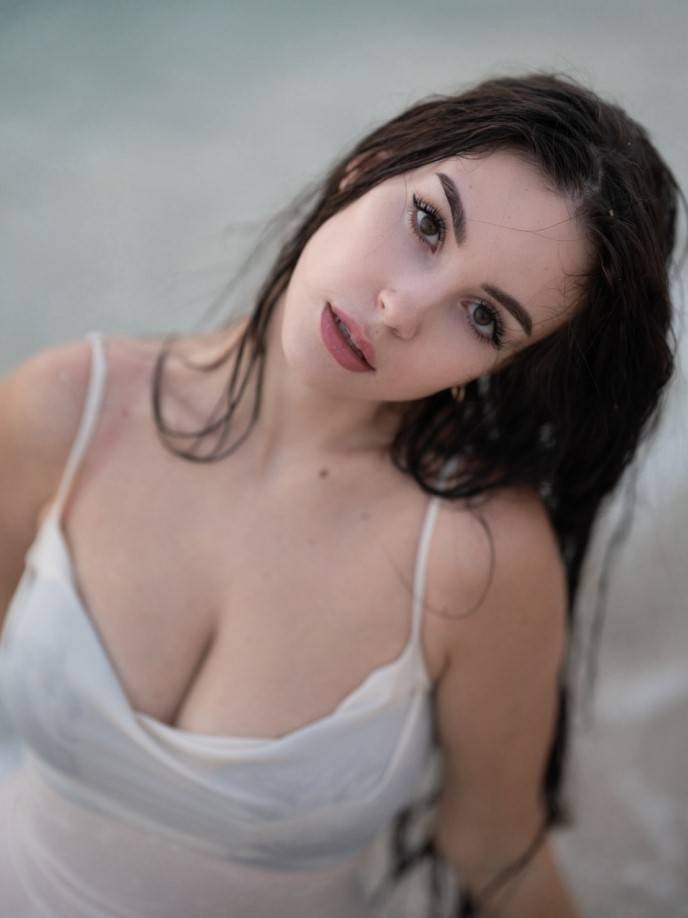 3DM輕松一刻第1619期 看得出美女使出了全身力氣