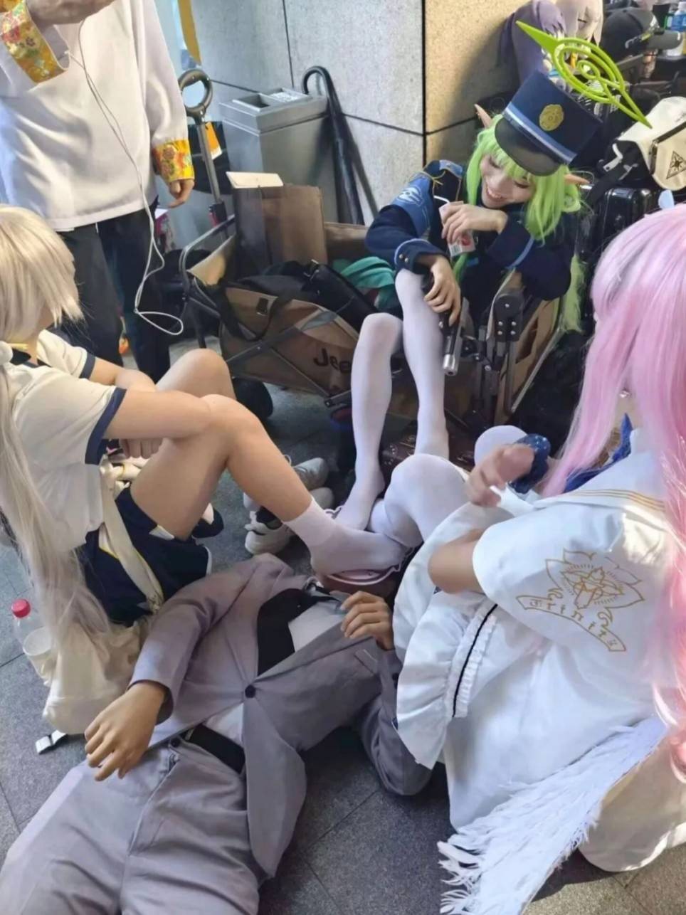 ��һ�ں���ͼ�Ʒ�ϵ�� ���˴��������ûŮ��ɶ��