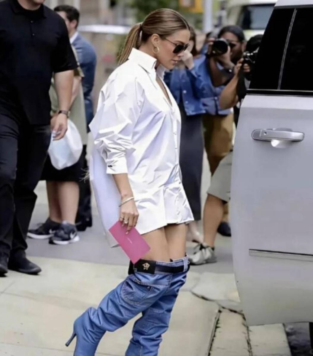 ��һ�ں���ͼ�Ʒ�ϵ�� ���˴��������ûŮ��ɶ��