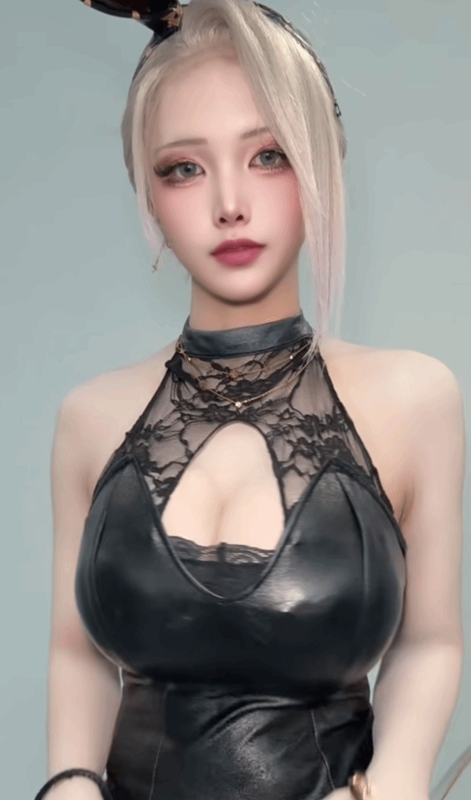 ������Ů������Cos��ͼ �������Ĵ��׺�֮������