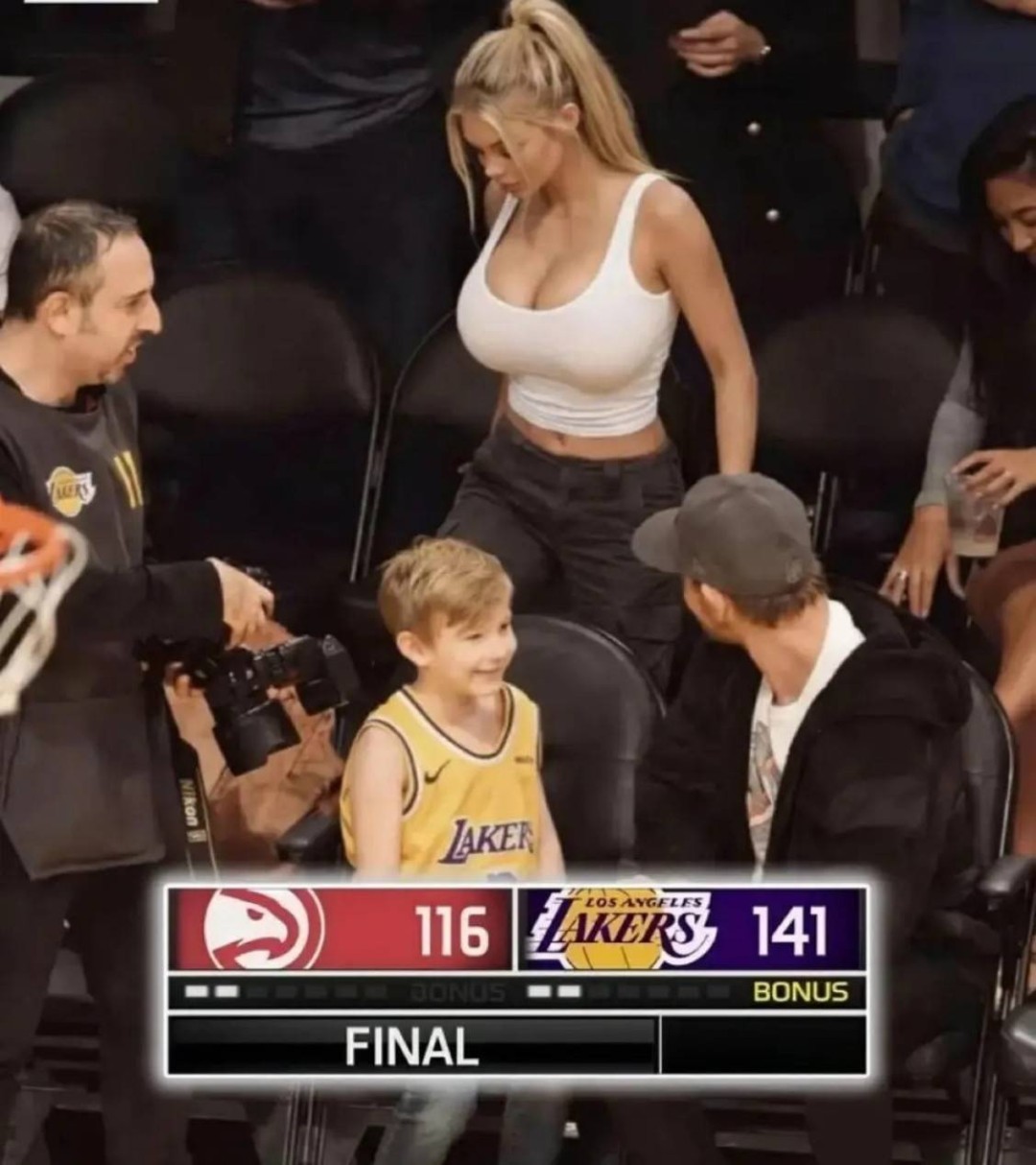 ���帣����ͼ�Ʒ�ϵ�� �࿴��Ů�������Ľ�����