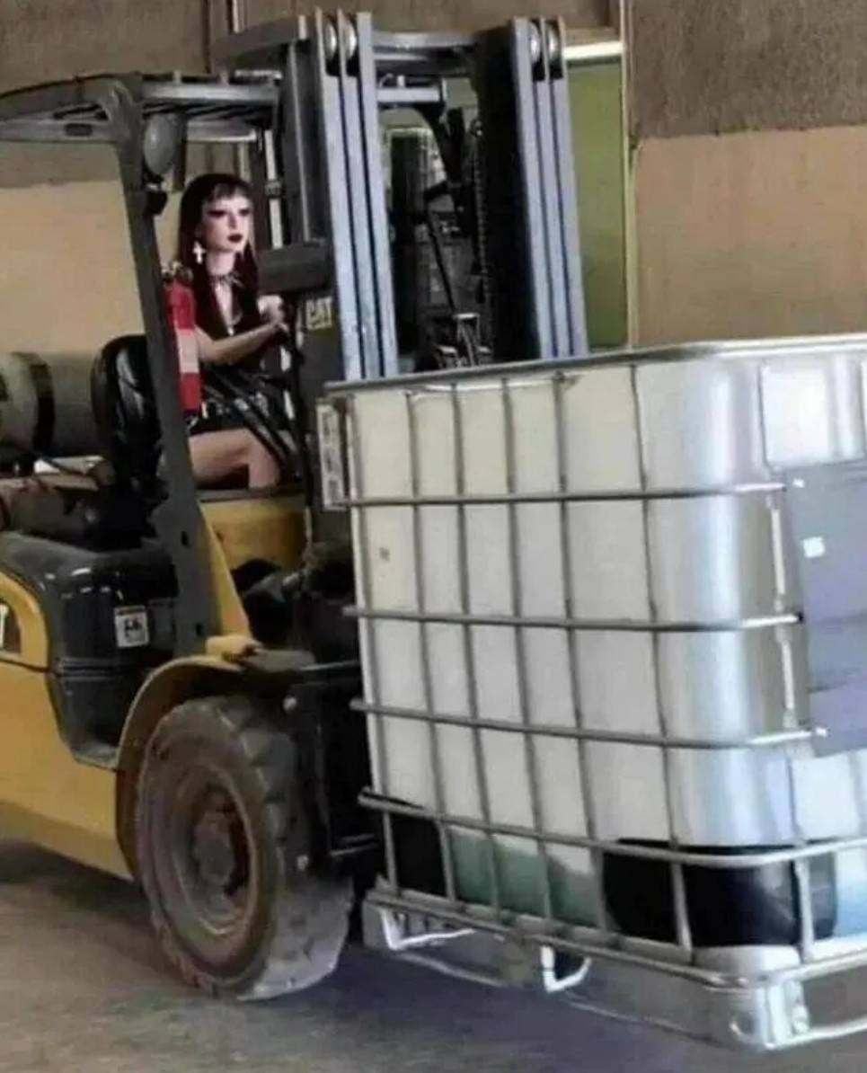 ��һ�ں���ͼ�Ʒ�ϵ�� ��Ϸ��Ů��Ҳ�ǿ��Լ�õ�