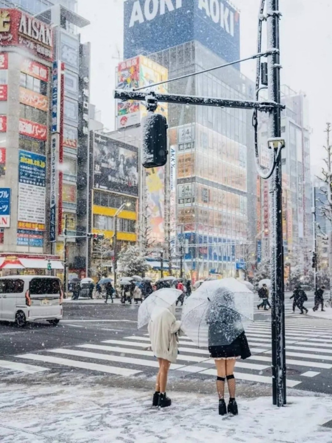 ��һ�ں���ͼ�Ʒ�ϵ�� ��Ϸ��Ů��Ҳ�ǿ��Լ�õ�