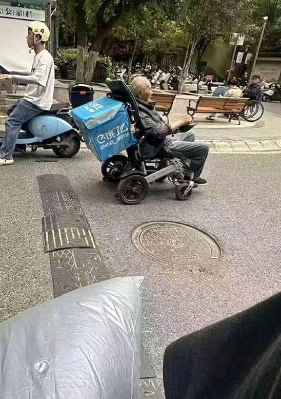 3DM����һ�̵�1631�� �ҳ��������ձ��¿�ˮ��