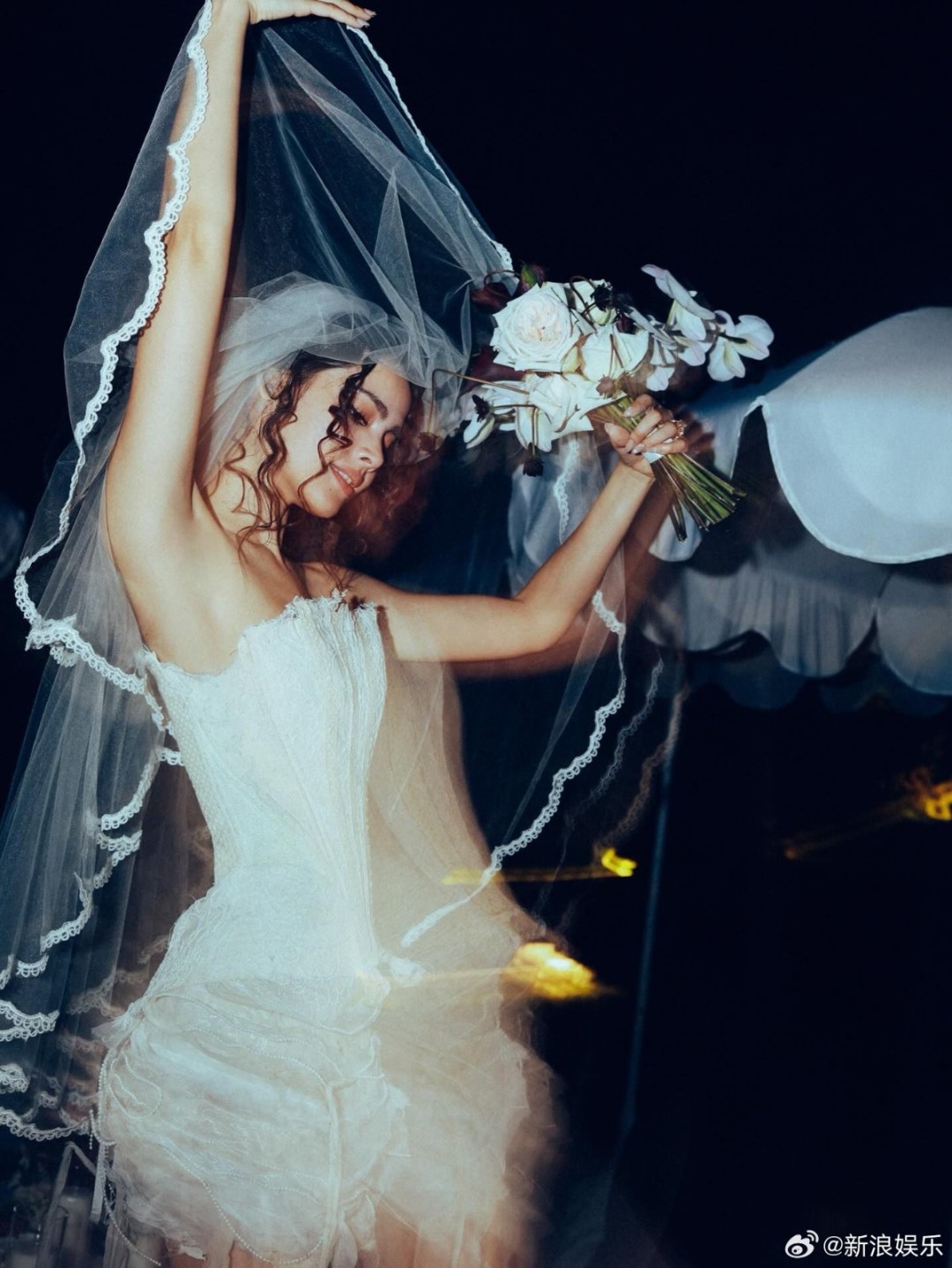 ̩��Ů��Yaya�ٰ��ǰ�ɶ� ���̿��ɫ��ɴ���Ը�