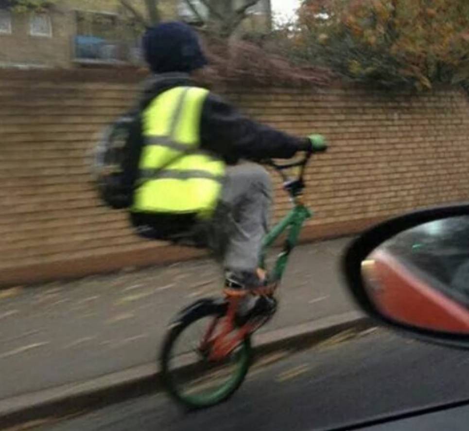 ��һ�ں���ͼ�Ʒ�ϵ�� ��Ů������ô����ôϸ��