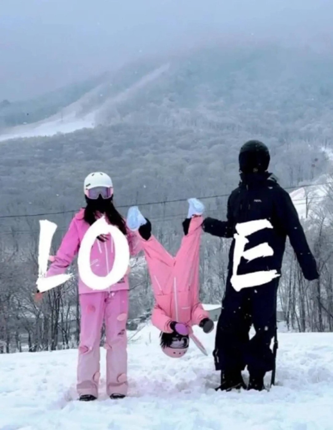 ��һ�ں���ͼ�Ʒ�ϵ�� ��Ů������ô����ôϸ��