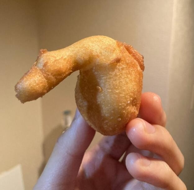 轻松一刻第1635期 一个女生硬是抗下所受伤害