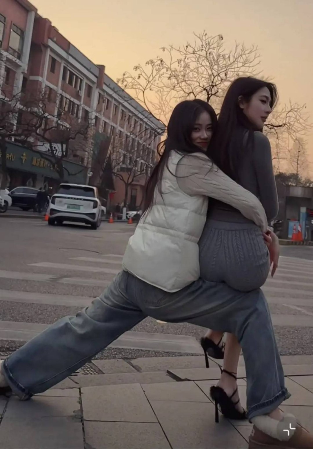 ���帣����ͼ�Ʒ�ϵ�� ��¶���ӵĽ�㶼�����ĺ�