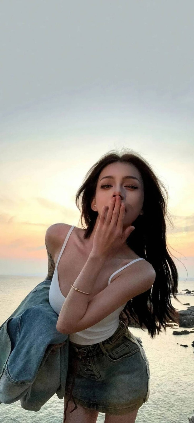 ��һ�ں���ͼ�Ʒ�ϵ�� Ů��������ʲôϷ��ô�ң�