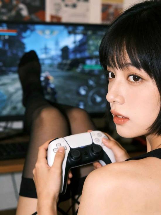 ��һ�ں���ͼ�Ʒ�ϵ�� Ů��������ʲôϷ��ô�ң�