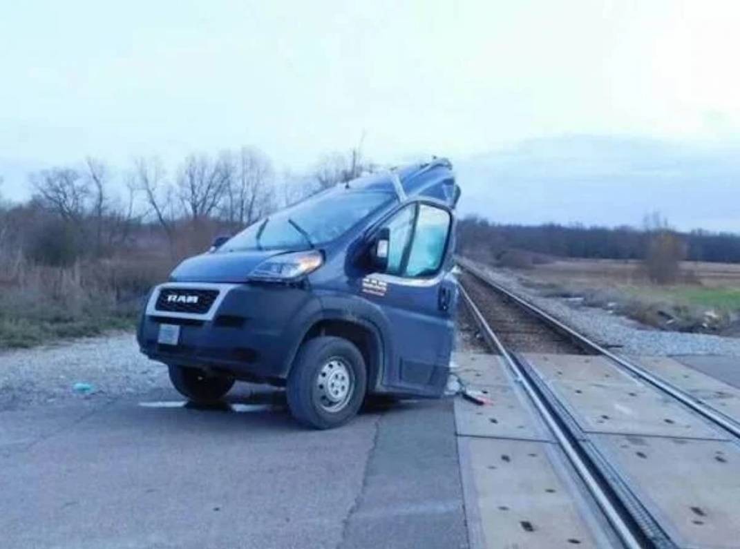 3DM����һ�̵�1640�� ���ڹۿ���Ů�������ǿֻ�