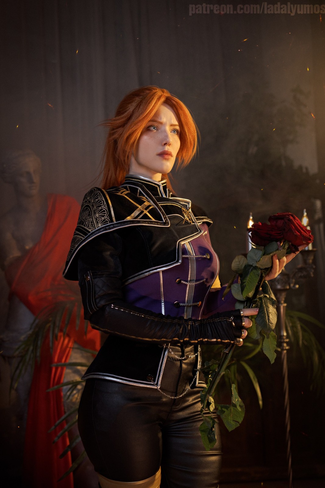 ������ŮCos������Σ��9������˿ �Ը���������