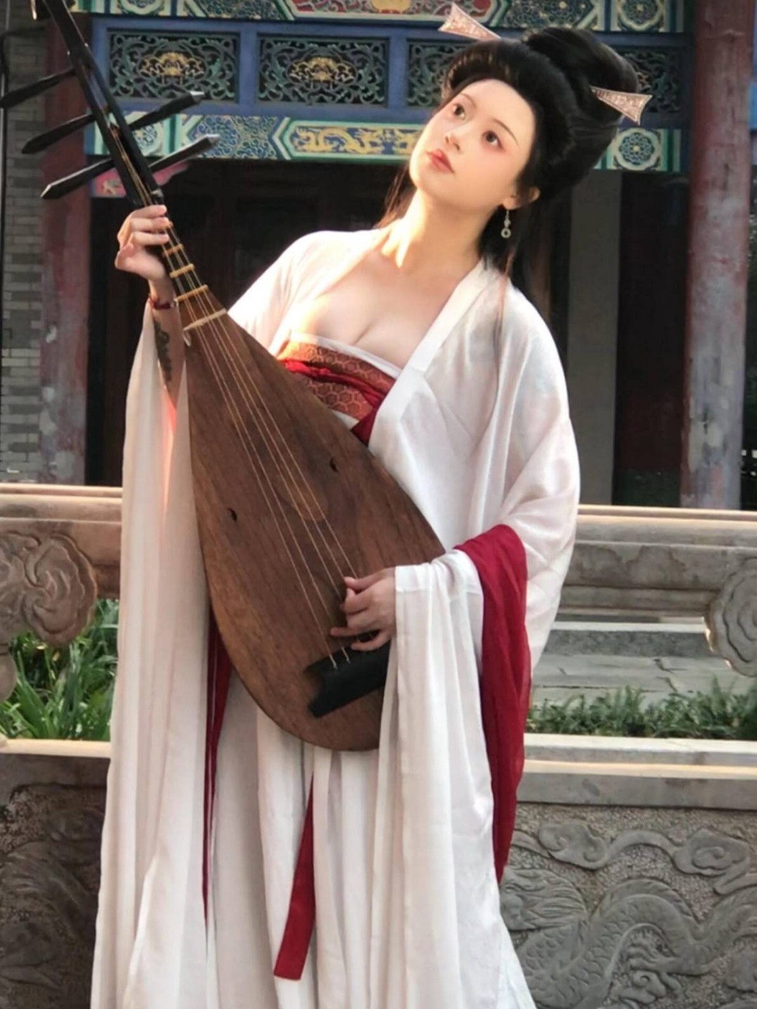 周五福利囧图云飞系列 女子深夜寂寞来店里想亲我