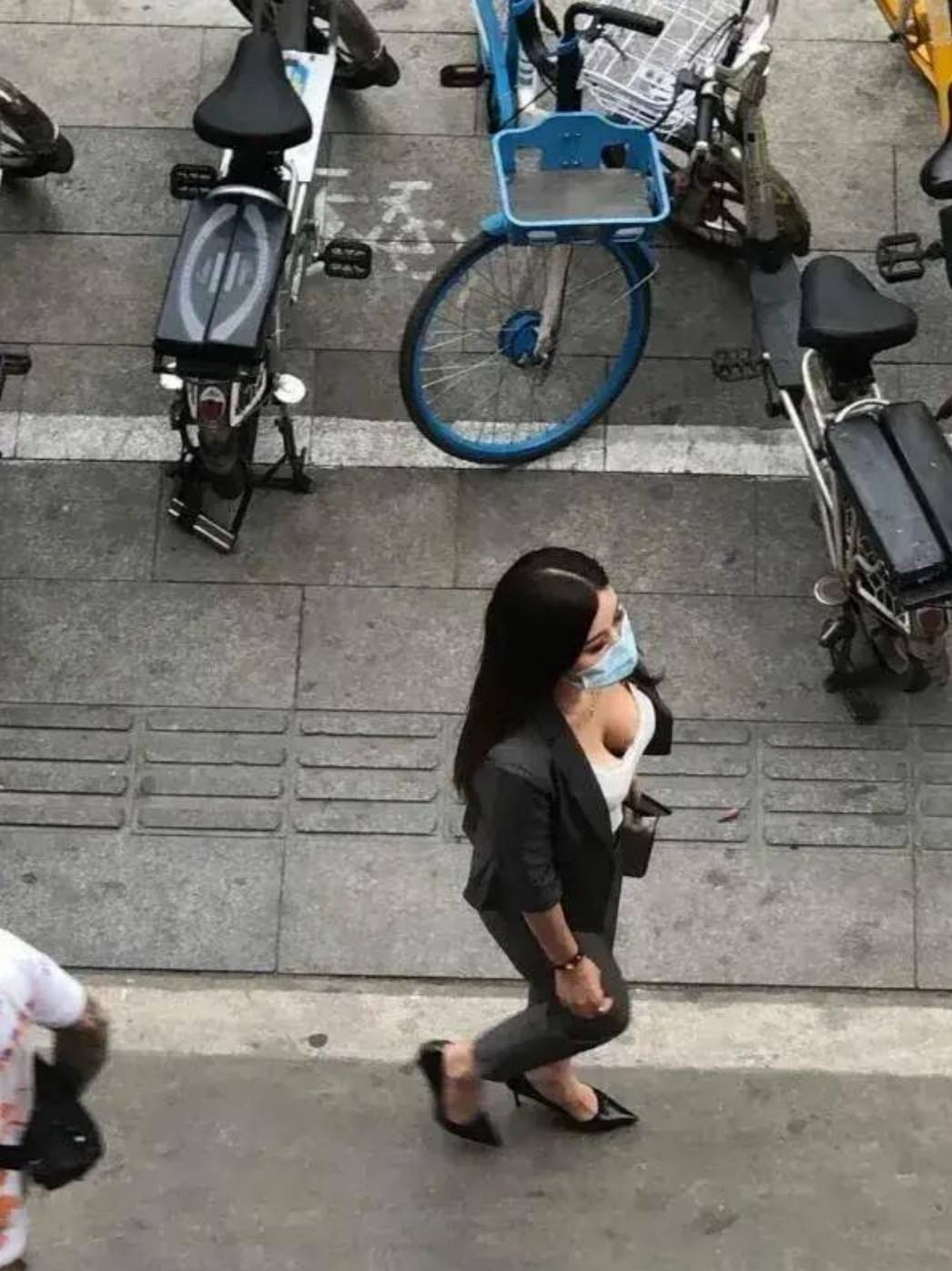 ���帣����ͼ�Ʒ�ϵ�� Ů����ҹ��į������������