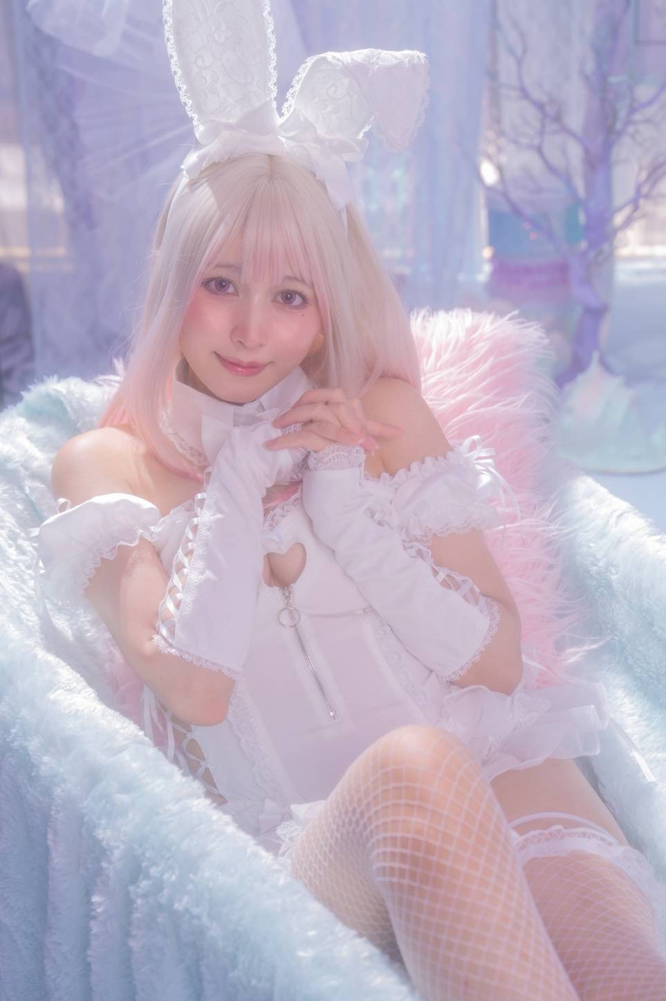 3DM����һ�̵�1657�� ��˿����Ů��̤��������