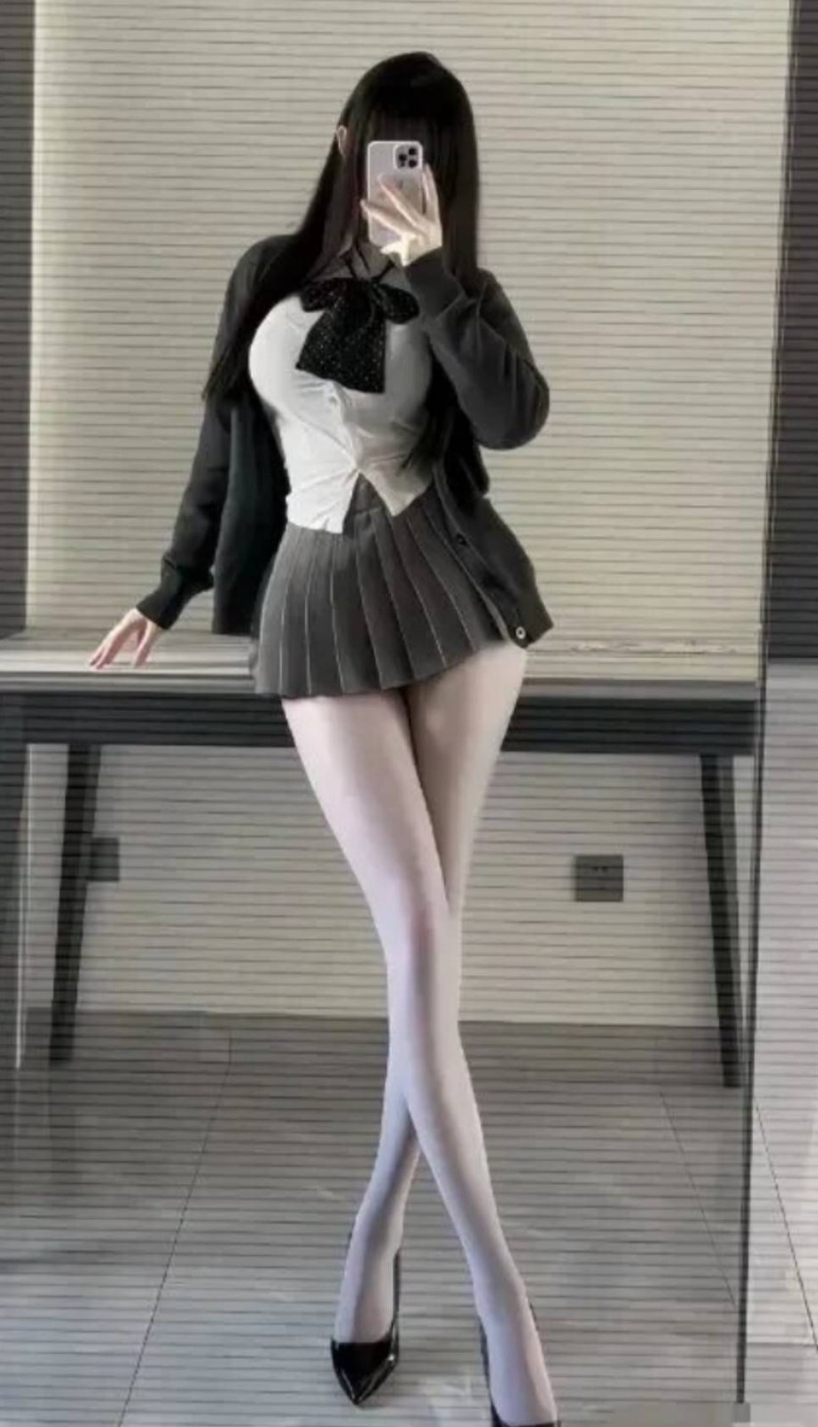 ��һ�ں���ͼ�Ʒ�ϵ�� ��������þ߱�ʲô������