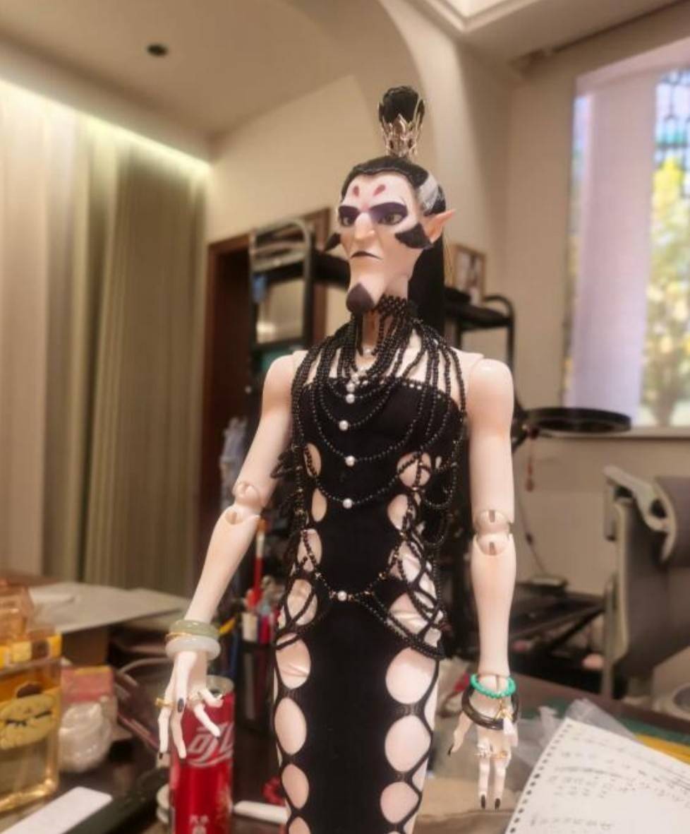 ��һ�ں���ͼ�Ʒ�ϵ�� ���Ӿ޴��ջ����˲����԰�